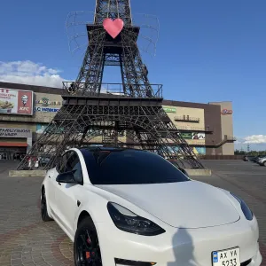 Tesla 3 2022 60kw