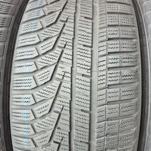 235/55/19 R19 Hankook Winter I'cept evo2 SUV 4шт ціна за 1шт шини