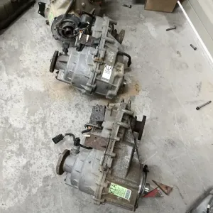 Роздаточна коробка Kia Sorento 2.5 дизель 47300-3С200 47300-4С110 —