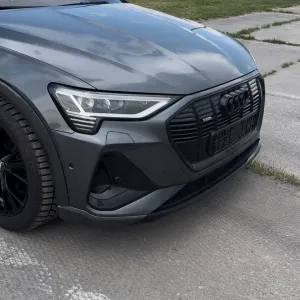 Бампер передний передній Ауді Е трон S Line С Лайн Audi e tron наличие