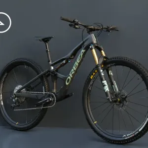 Двопідвісний гірський велосипед Orbea Occam M10 Carbon 29 2024.FOX KASHIMA, Shimano XT, Mavic