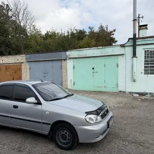 Продам Daewoo Sens 2013 год, в заводсоком окрасе  ( максимальная комплектация )