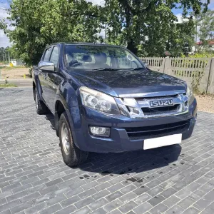 Isuzu D-Max II 2013
