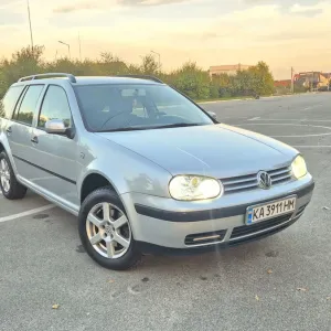 Продам автомобиль фольцваген гольф4! 1.6 автомат! Газ