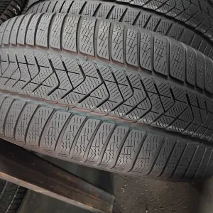 Шини бу 275/40 R20 Pirelli Sottozero 3 Winter Ran Flat Комплект
