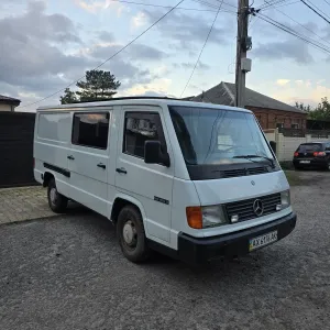 Продам Mercedes MB 100 в идеальном состоянии
