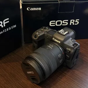 Фотоапарат Canon EOS R5 + обʼєктив Canon RF 28-70mm F2.8 IS STM