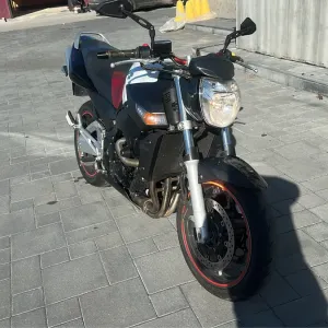 Продам Suzuki gsr 600