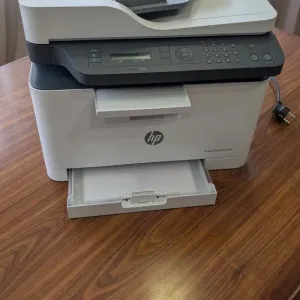 МФУ БФП Кольоровий лазерний  HP Color Laser MFP 179fnw заправлений! Працює без чипів! Wi-Fi