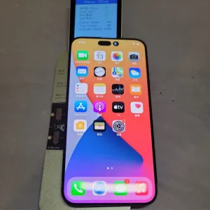 Дисплей iPhone 15 та 15 Plus оригинальный оригінал экран снятый айфон оригинал ремонт с установкой с заменой встановлення плюс + донор монитор