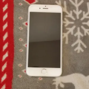 Продам телефон 6шт айфон 6 і 6s