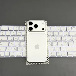 iPhone 17 Pro  1TB Silver (АКБ 94% 314 циклів, iCloud заблокований)