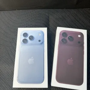 iPhone 18 Pro 256/eSIM (Burgundy), iPhone 18 Pro 512/eSIM (Glacier)