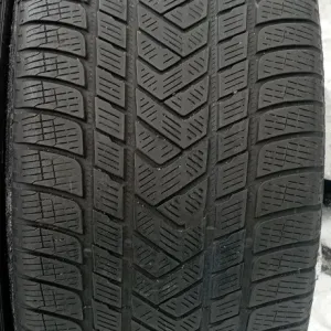 Pirelli 275 45 r21 зимові 315 40 r21 різноширокі шини б'у з Європи R21