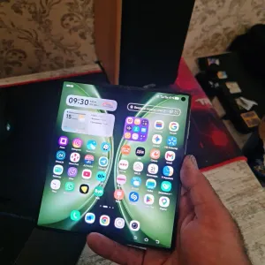 продам vivo fold x5 12/256gb