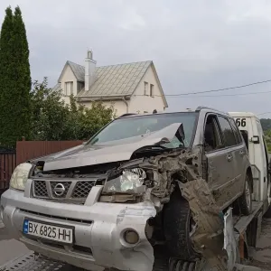 Продам нісан ікстрейл2,2 дизель