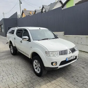 Mitsubishi L200 2012 рік Ідеал