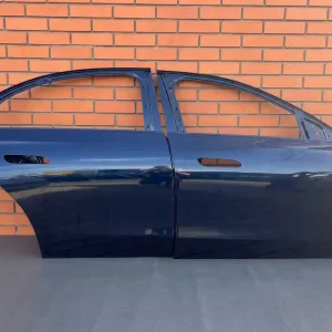 Двері Mercedes E-Class W214 передні або задні праві ліві разборка