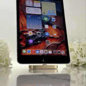 Чудовий iPad Mini-4 128GB 97%АКБ Neverlock (Магазин Гарантія)