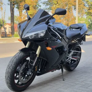 Продам легендарний мот Yamaha R1 Розгляну