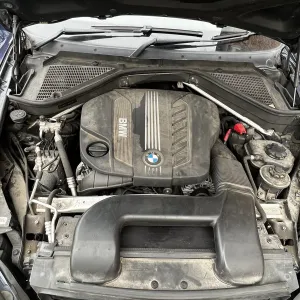 Стартер BMW X5 E70 N57 30d 40d БМВ Х5 деталі