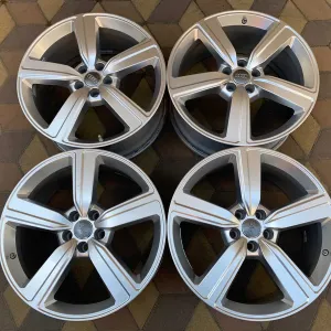 Оригінальні диски Audi R20 5x112 9J ET38 Q5 Q7 Q8 A6 E-Tron