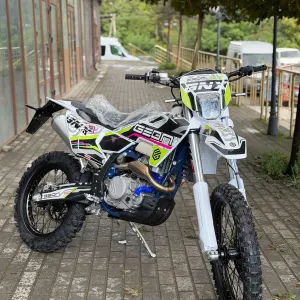 Мотоцикл Geon Dakar GNX K27 300YGS