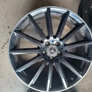 Діск Диск алюміневий бардюрка диски тітани розборка Mercedes amg gla h247 glb x247 w247 20 радіус ціна за штуку