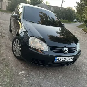 Продам Volkswagen Golf 5 в гарному стані