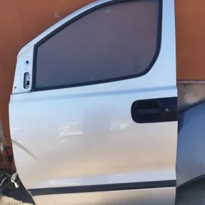 Двери левые  Hyundai H1 Grand Starex