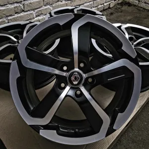 R17 5x118 | Original | Germany | Trafic/Vivaro/Primastar | Рідна фарба | Двохкольорові | Ідеальний стан, без пошкоджень, без ремонтів, без дефектів