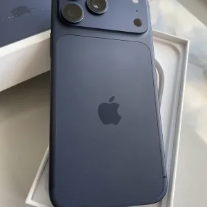 Apple iPhone 17 Pro Max Blue 256 Gb Never Lock