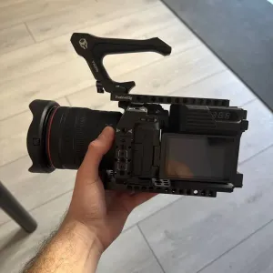 Кіноріг Cineback на canon r8