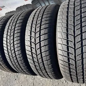 Шини 215/55 R17  Barum зима 8 мм