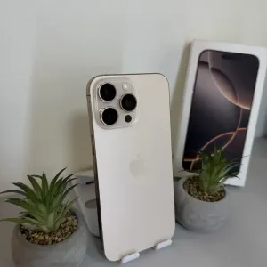 iPhone 16 Pro Max 256 GB Desert / Neverlock/ 90% АКБ/ Айфон 16 Про Макс 256 ГБ