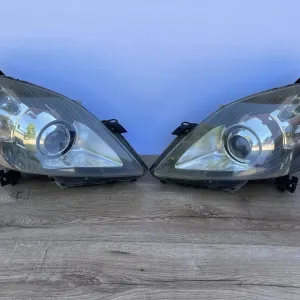Фари передні Opel Zafira B XENON фара Опель Зафіра Б