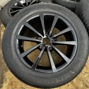 Диски R17 5/108 +Зимові шини Peugeot 3008 5008  Citroen C5 Ford Kuga