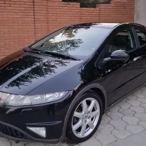 Honda Civic 5D 2008.
