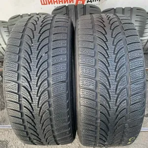 Шини 235/35 R19 пара Nokian  зима 7,5мм