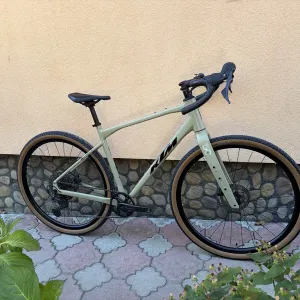 Гравійний KTM Gravelator 25 | 2026 | CUES 1×11 | Гідравліка | Maxxis Rambler 700×45 гравел
