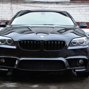 Передний бампер на BMW M 5 стиль F10 бмв ф10 обвес