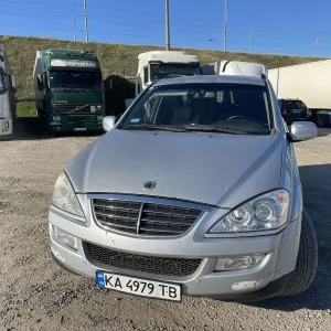 продам машину SsangYong