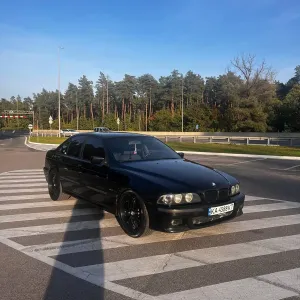 E39 523i механіка