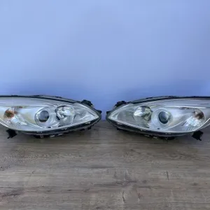 Фари Mazda 5 CW XENON 2009-2015 фара Мазда 5