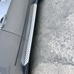 Пороги BMW X5 E70 алюмінієві БМВ Х5 накладки на пороги