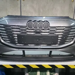 Бампер Audi Q6 e-tron S line передній оригінал комплект 2024 2025 в зборі! в наявності!