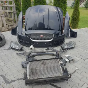 JAGUAR XE X760 Передня панель, телевізор