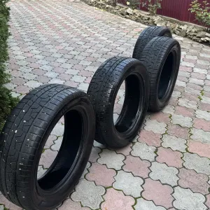 Зимова резина 225/55 R 18