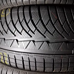245/40 R18 Michelin Pilot Alpin 4 Шини бв зима Комплект , Пара