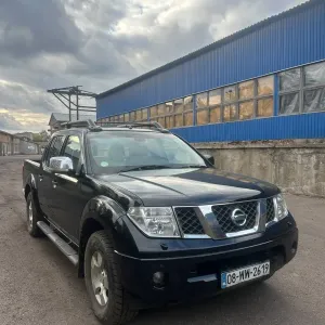 Nissan Navara D40 2006 рік 2,5 Дизель Механіка Повний привід 4Х4 Гарний Пікап